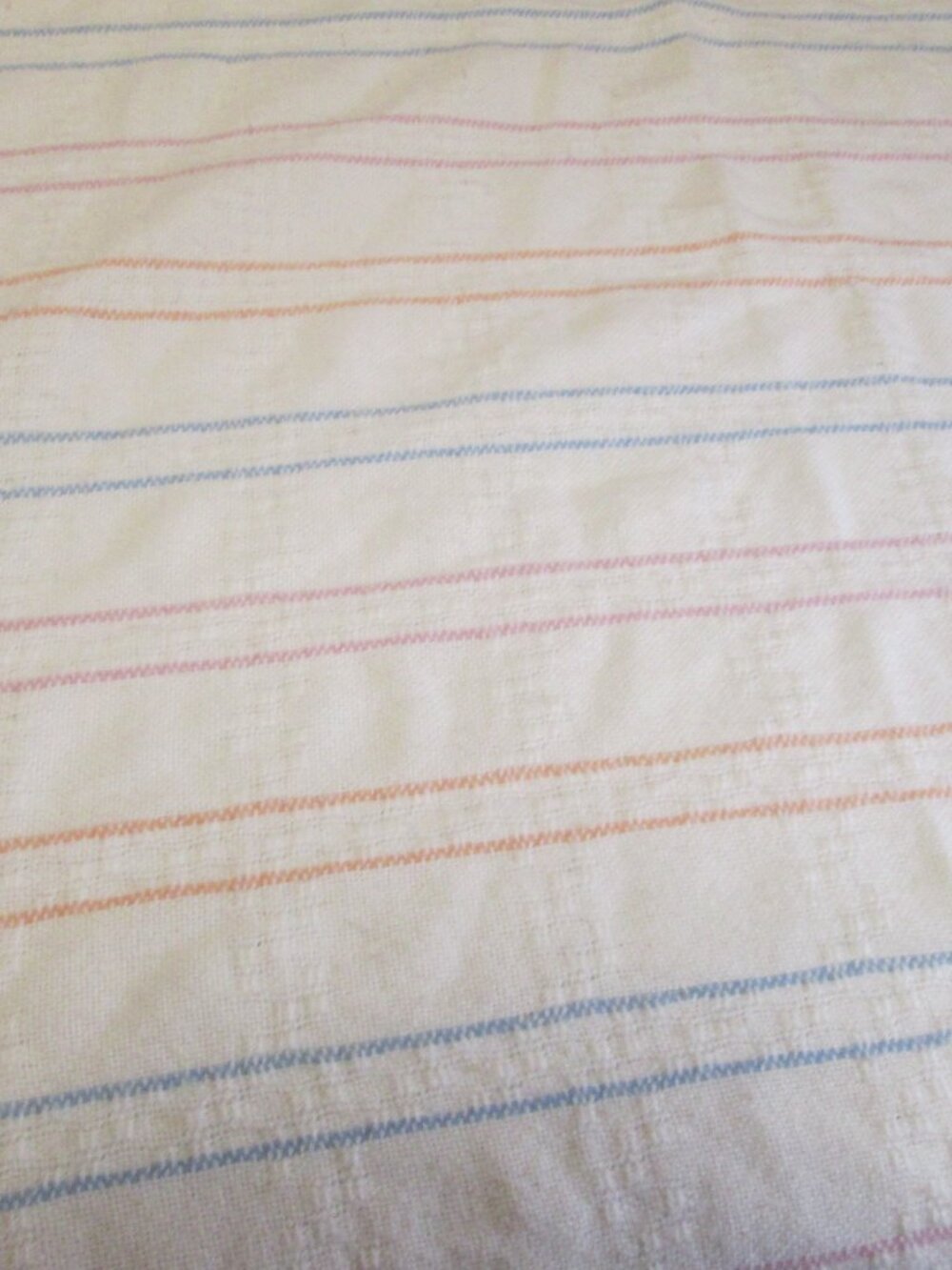 VTG FARBIO wool blend blanket 72 x84 white pastel stripes silky ends - Picture 4 of 7